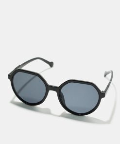 Alternative view of A+ Geometric Chic Shades